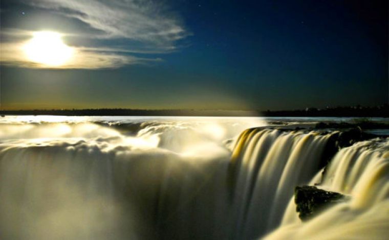 Luna-Llena,Luna Llena, Puerto Iguazú