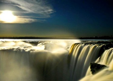 Luna Llena, Puerto Iguazú